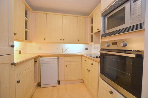 1 bedroom apartment for sale, Lutyens Lodge, Uxbridge Road, Pinner