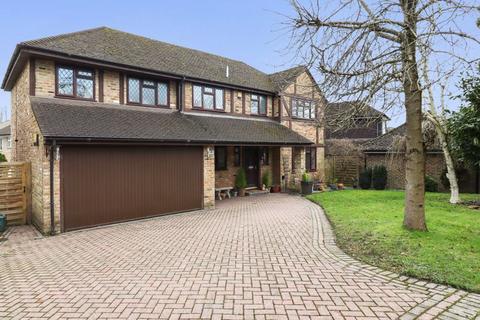 4 bedroom detached house for sale, Newark Road, Windlesham GU20