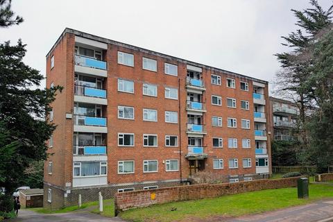 2 bedroom ground floor flat for sale, Surrey Road, Bournemouth BH4