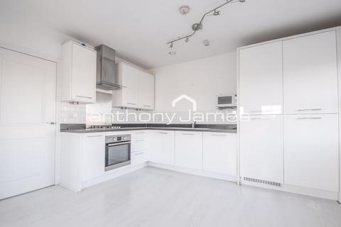 2 bedroom flat for sale, Rainbow Road, Erith DA8