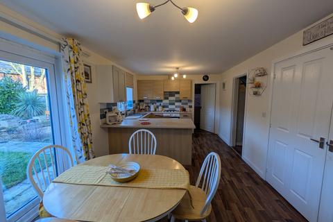 6 Tempest Drive, Penkridge, Stafford, ST19 5QF