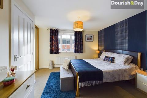 6 Tempest Drive, Penkridge, Stafford, ST19 5QF