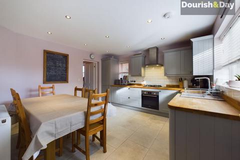 4 bedroom detached house for sale, Dunstone Court, Market Drayton TF9