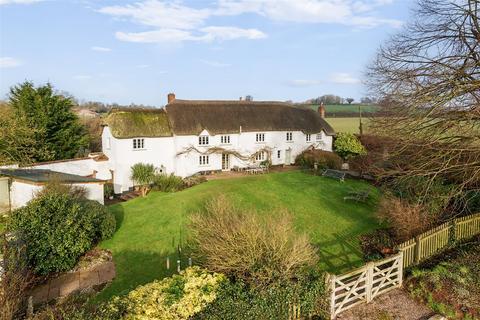 5 bedroom detached house for sale, Knowle, Crediton