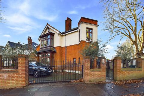 6 bedroom detached house to rent, Cole Park Road, Twickenham