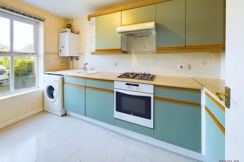 25 Falcon Close, Droitwich, WR9 7HF