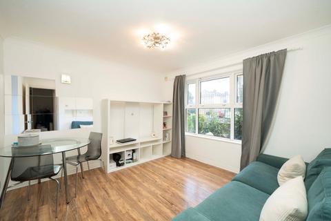 1 bedroom apartment for sale, London W4