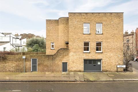 3 bedroom end of terrace house for sale, London SE11