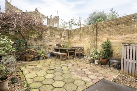 3 bedroom end of terrace house for sale, London SE11