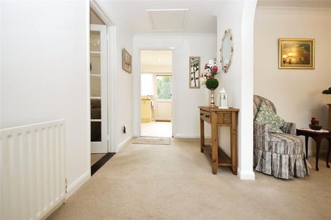 8 Buzzacott Close, Combe Martin, Ilfracombe, EX34 0PJ