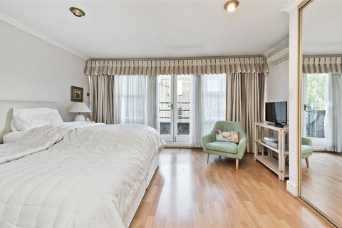 3 bedroom mews for sale, London W11