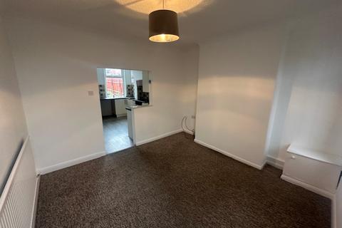 2 bedroom house to rent, Silverdales, Dinnington, Sheffield, South Yorkshire, S25