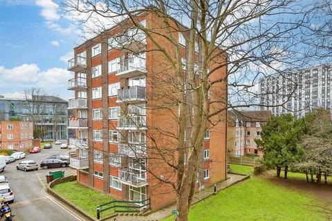 Flat 3, Argyle House Sutton Court, Sutton, SM2 5AX