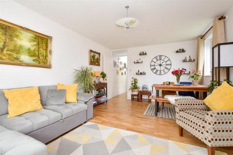 Flat 3, Argyle House Sutton Court, Sutton, SM2 5AX