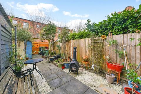 3 bedroom terraced house for sale, Longley Road, Chichester, PO19