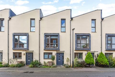 3 bedroom terraced house for sale, Longley Road, Chichester, PO19