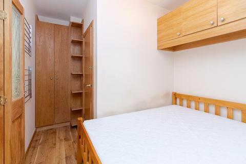 1 bedroom block of apartments to rent, Kilburn High Road, Flat 17, London NW6