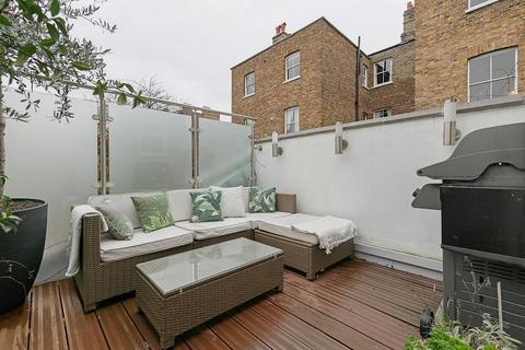 2 bedroom flat to rent, Prairie Street, Battersea, London, SW8