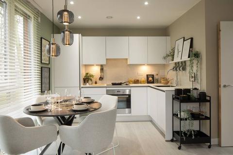 3 bedroom flat for sale, Hayes Village, Hayes UB3