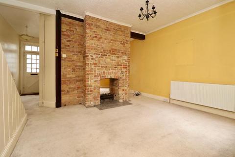 3 bedroom end of terrace house for sale, King Street, Sandwich, Kent, CT13 9BL