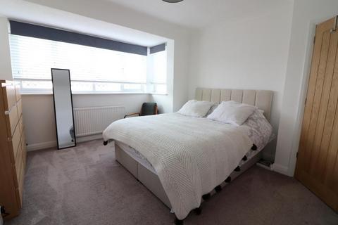 24 Felstead Way, Luton, LU2 7LH