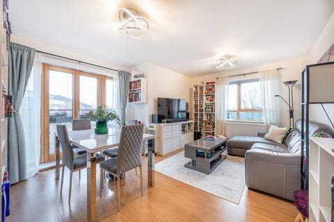 2 bedroom flat for sale, Plough Close, Kensal Green, London, NW10