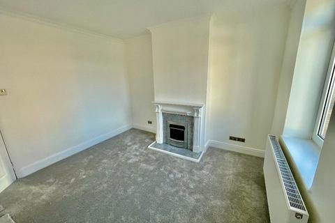 2 bedroom end of terrace house for sale, King Street, Hoyland, Barnsley, S74 9LG