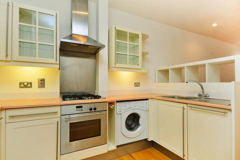 1 bedroom flat to rent, Coachmaker Mews, Clapham North, London, SW4