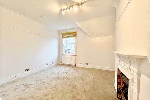 3 bedroom flat to rent, Ornan Road, Belsize Park