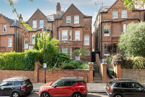 3 bedroom flat to rent, Ornan Road, Belsize Park