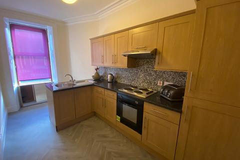 1 bedroom flat to rent, 8 Forfar Road, Dundee. DD4 7AR