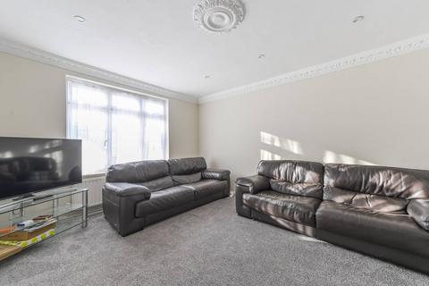 2 bedroom terraced house to rent, Avis Square, Limehouse, London, E1