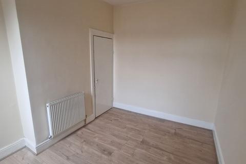 3 bedroom terraced house to rent, Cotswold Street, Liverpool