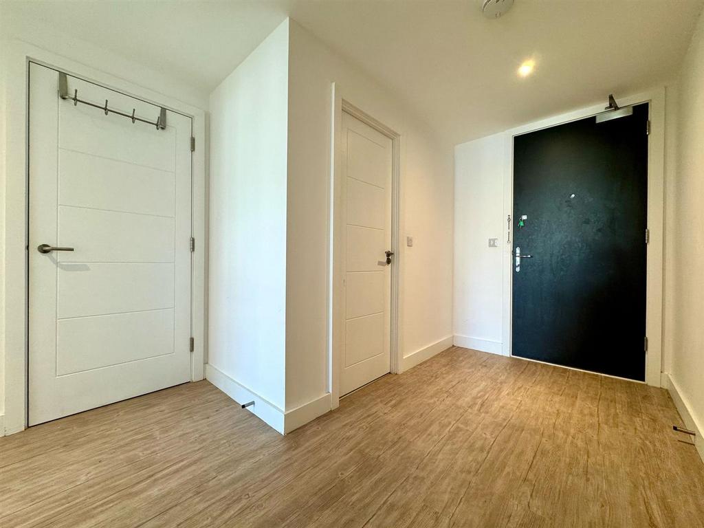 Hallway.jpeg