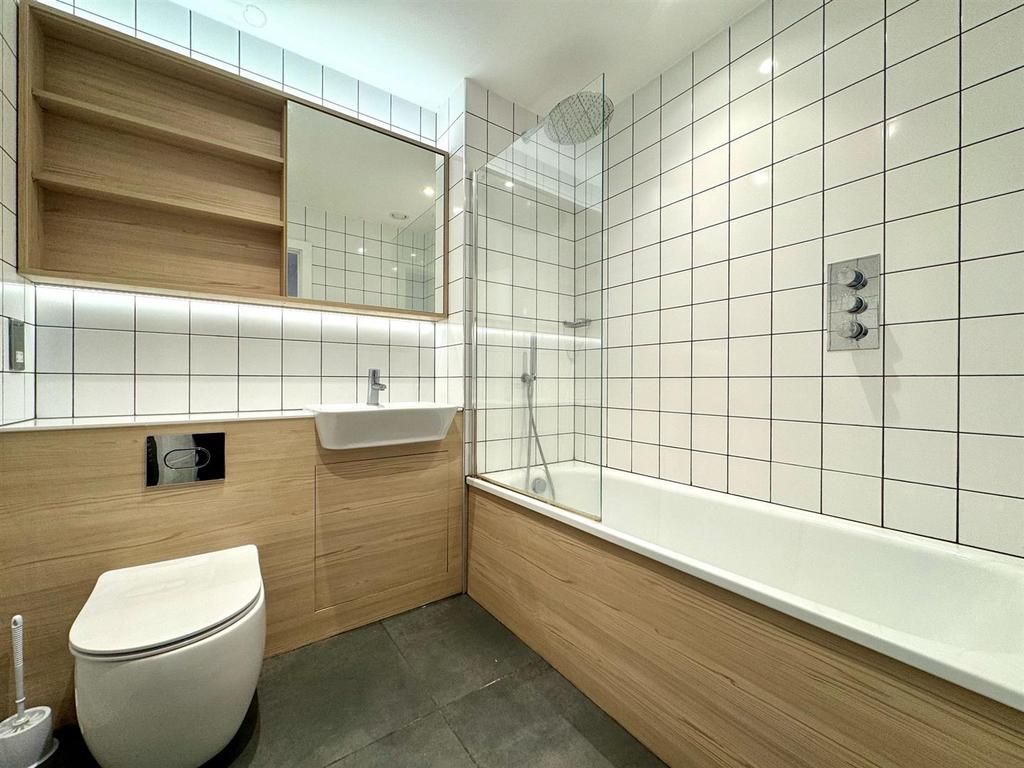 Bathroom.jpeg