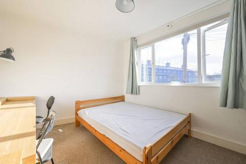 2 bedroom flat for sale, Exning Road, London, E16, West Ham, London, E16