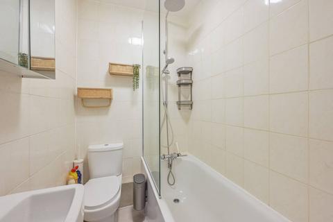 2 bedroom flat for sale, Exning Road, London, E16, West Ham, London, E16