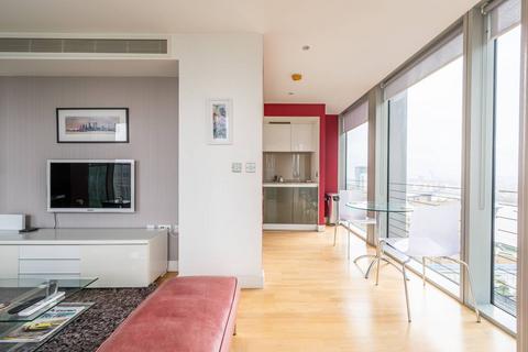 1 bedroom flat to rent, Landmark East Tower, Canary Wharf, London, E14