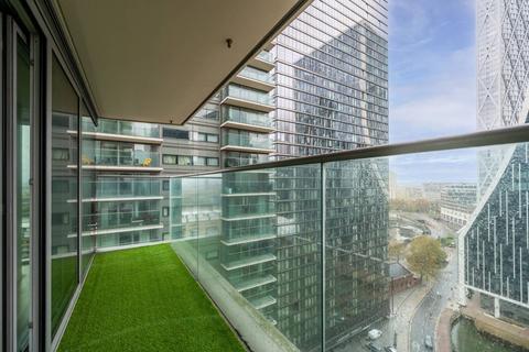 1 bedroom flat to rent, Landmark East Tower, Canary Wharf, London, E14