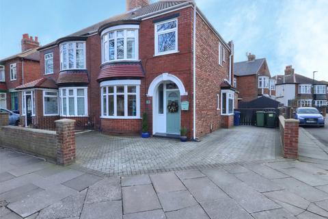 3 bedroom semi-detached house for sale, Oak Road, Redcar