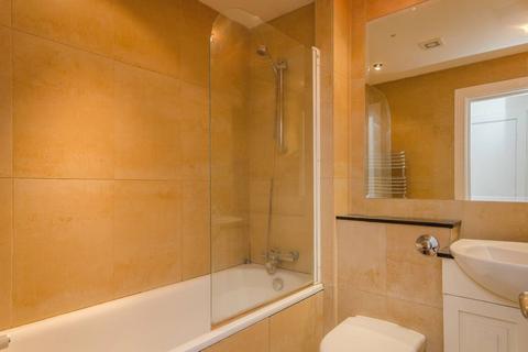 2 bedroom flat for sale, Queensway, Bayswater, London, W2