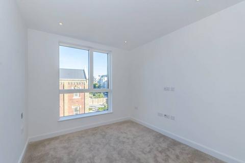 2 bedroom flat for sale, High Street, Hornsey, London, N8