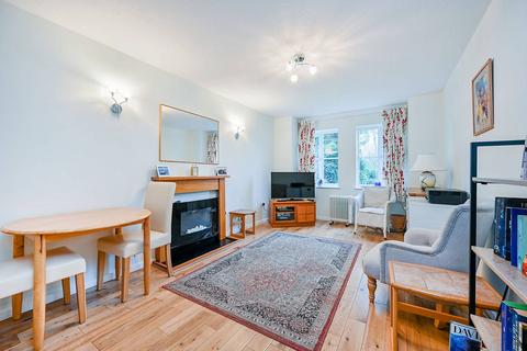 1 bedroom flat for sale, Blakesley Avenue, Ealing Broadway, London, W5