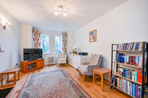 1 bedroom flat for sale, Blakesley Avenue, Ealing Broadway, London, W5