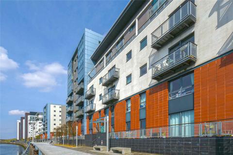 2 bedroom flat to rent, Meadowside Quay Walk, Glasgow, G11