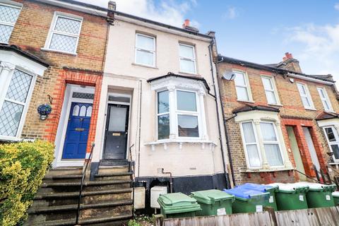 1 bedroom flat for sale, Maximfeldt Road, Erith, DA8