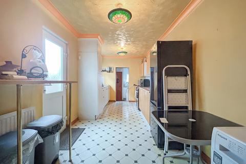 3 bedroom terraced house for sale, York Avenue, Gillingham, Kent, ME7