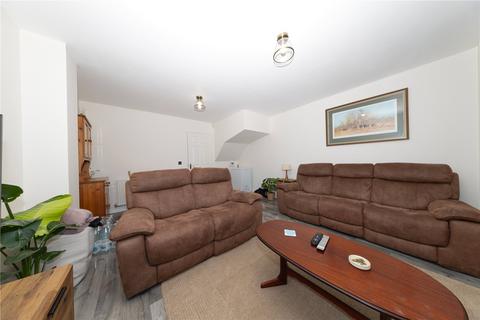 3 bedroom terraced house for sale, Hopton Grove, Newport Pagnell, Buckinghamshire, MK16