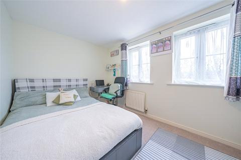 3 bedroom semi-detached house for sale, Amberton Road, Leeds