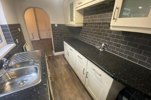 2 bedroom terraced house to rent, Lansdowne Street, Darlington